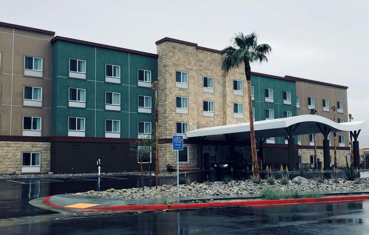 Best Western Plus Desert View Inn & Suites Cathedral City Luaran gambar