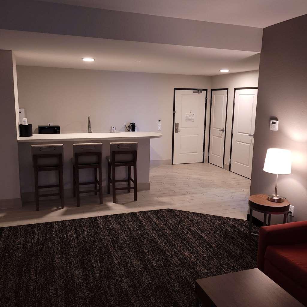 Best Western Plus Coachella Valley Inn & Suites Cathedral City Bilik gambar